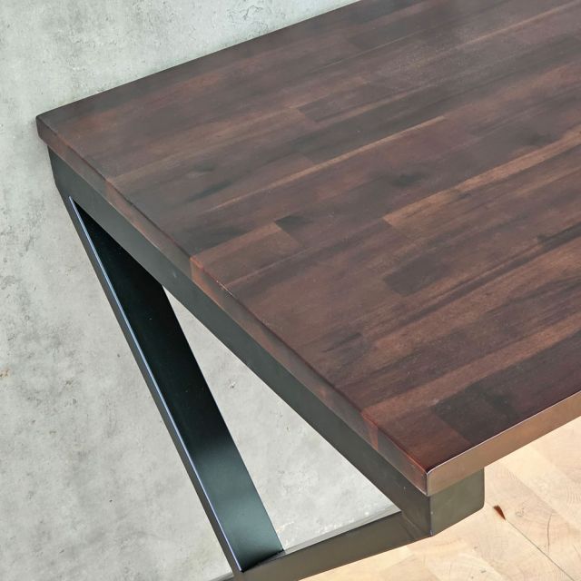 Bàn gác tủ chân chữ X 140x60cm gỗ tự nhiên BD68181