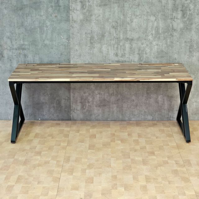 Bàn làm việc có hộp điện 200x80cm gỗ tràm GD68118