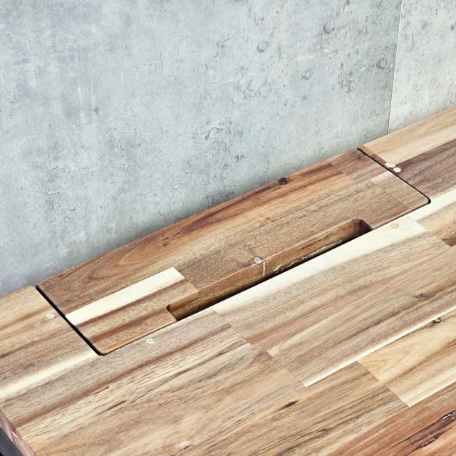 Bàn làm việc có hộp điện 200x80cm gỗ tràm GD68118