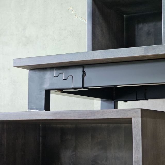 Bàn làm việc gác tủ 180x60x158cm gỗ cao su BD68185