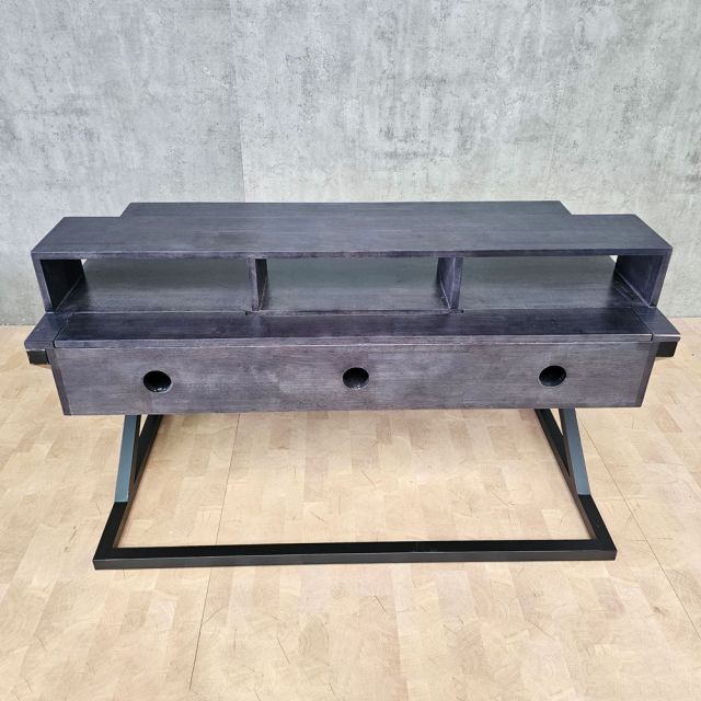 Bàn StudioDesk có hộp điện 140x80cm gỗ cao su SD68037