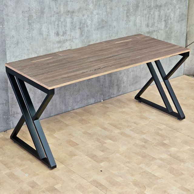 Bàn làm việc có hộp điện 160x70cm gỗ plywood ZD043