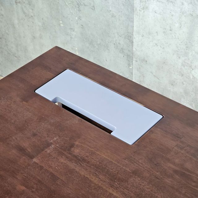 Bàn làm việc 140x60cm có ngăn kéo gỗ cao su chân sắt BD68186