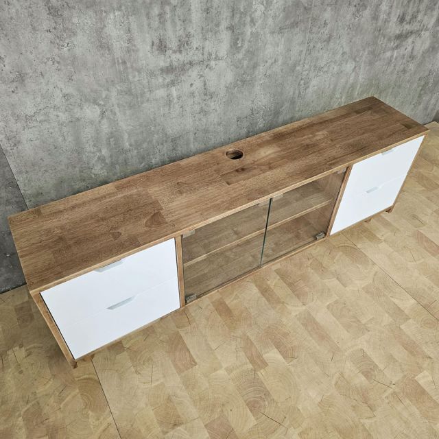 Kệ tủ TV 150x30x65cm gỗ cao su KTV68131
