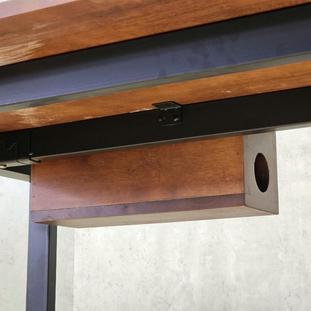 Bàn làm việc có ngăn tủ 160x60cm gỗ cao su hệ Rectang HBRT128