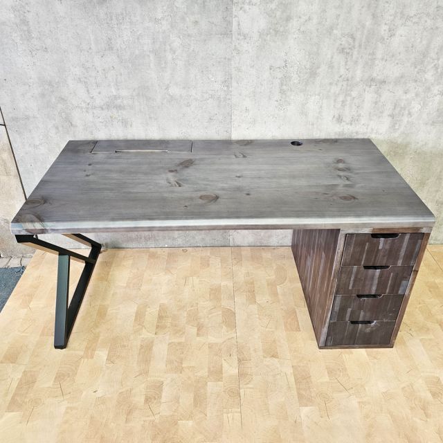 Bàn làm việc chân tủ 160x75cm gỗ tự nhiên BD68188