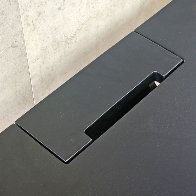 Bàn Gaming có hộp điện 180x80cm gỗ tràm GD68119