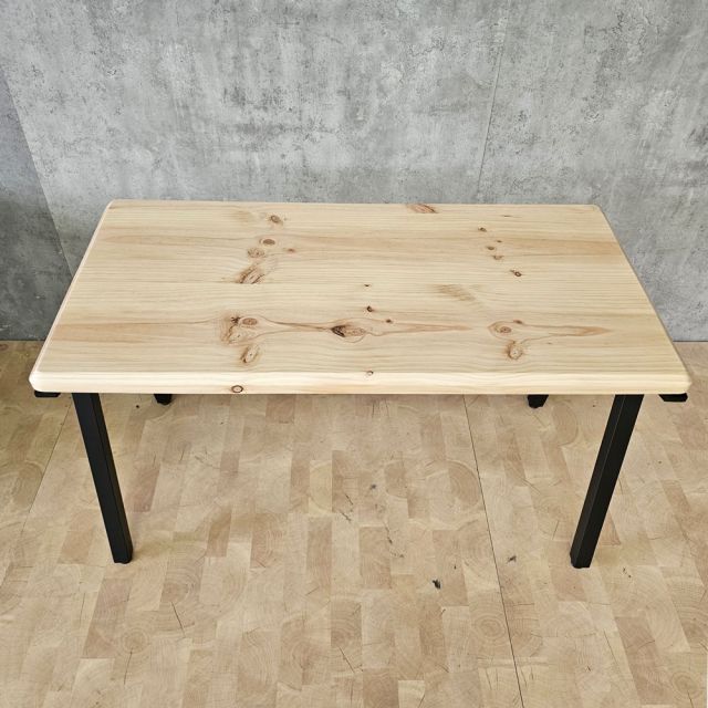 Bàn làm việc 120x60cm gỗ thông chân hệ PLY HBPL031