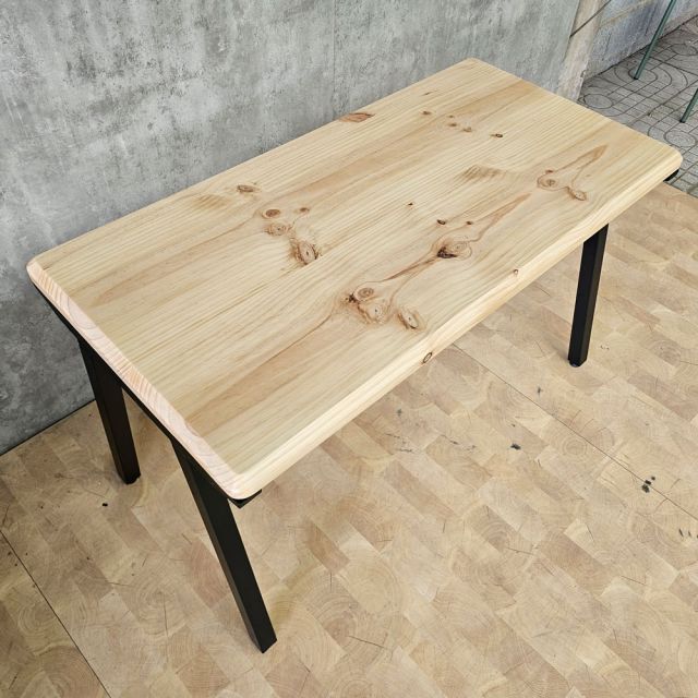 Bàn làm việc 120x60cm gỗ thông chân hệ PLY HBPL031