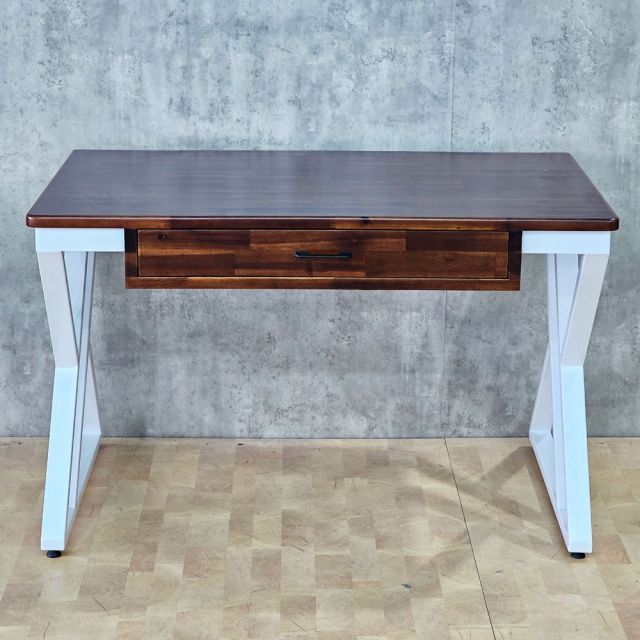 Bàn làm việc 120x70cm gỗ tràm BD68191