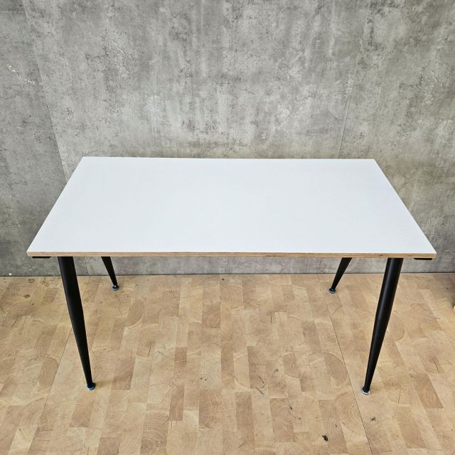 Bàn làm việc 120x60cm gỗ plywood hệ CONE HBCO082