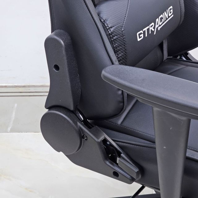 Ghế Gaming chân xoay bọc nệm đen GC68037