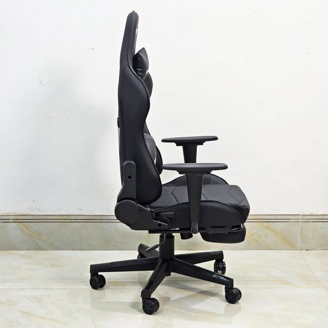 Ghế Gaming chân xoay bọc nệm đen GC68037