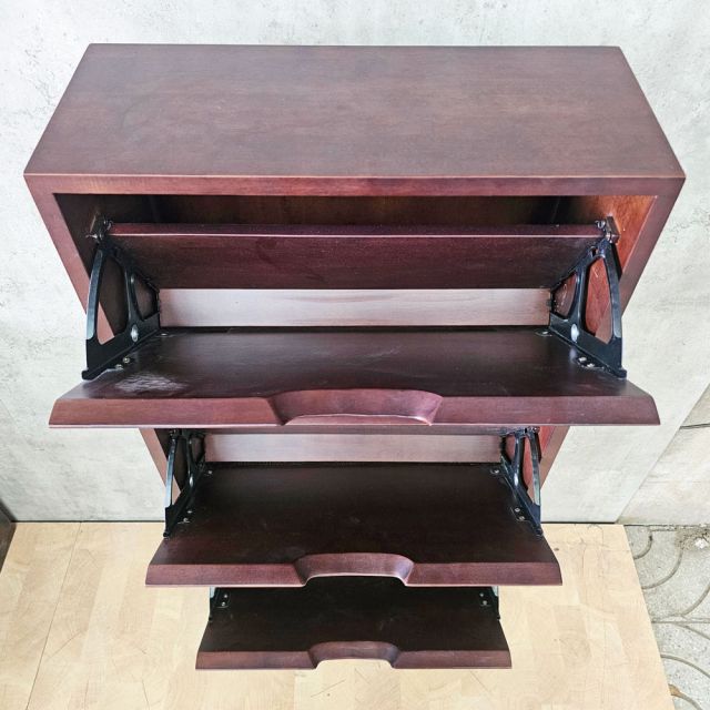 Tủ giày cửa lật 50x20x110cm gỗ cao su KG68124