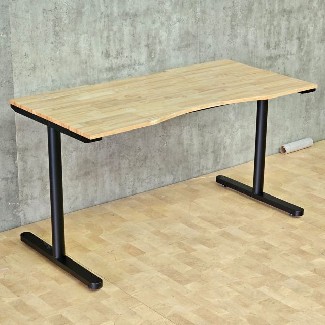 Bàn chơi game GamingDesk 140x70cm gỗ cao su HBTO052