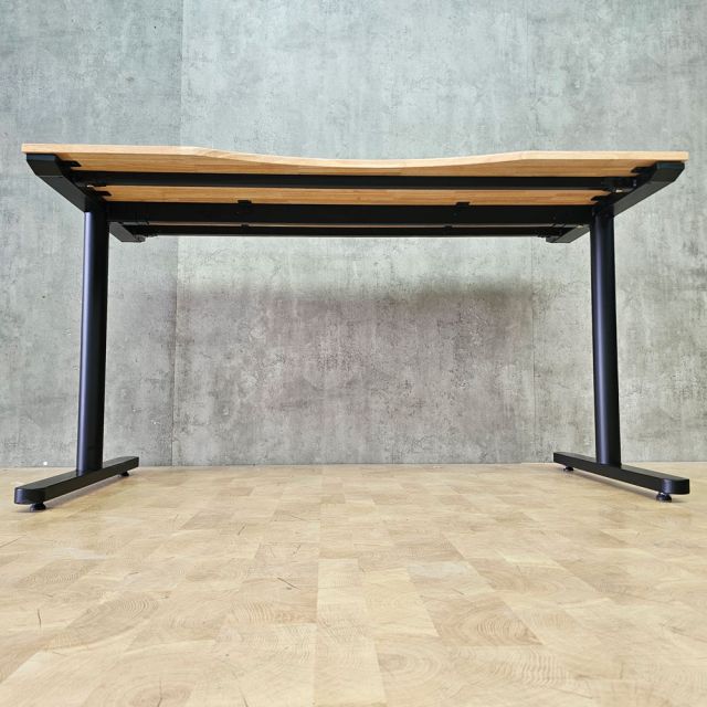 Bàn chơi game GamingDesk 140x70cm gỗ cao su HBTO052