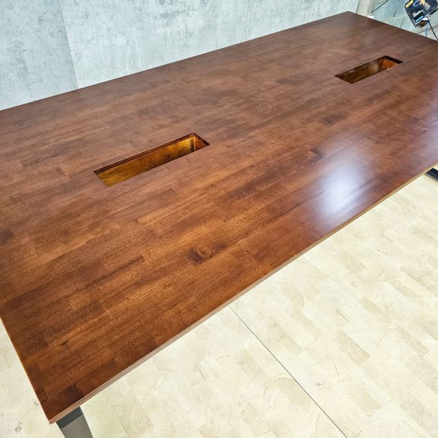 Bàn họp 240x120 Trapeze Concept HBTC012