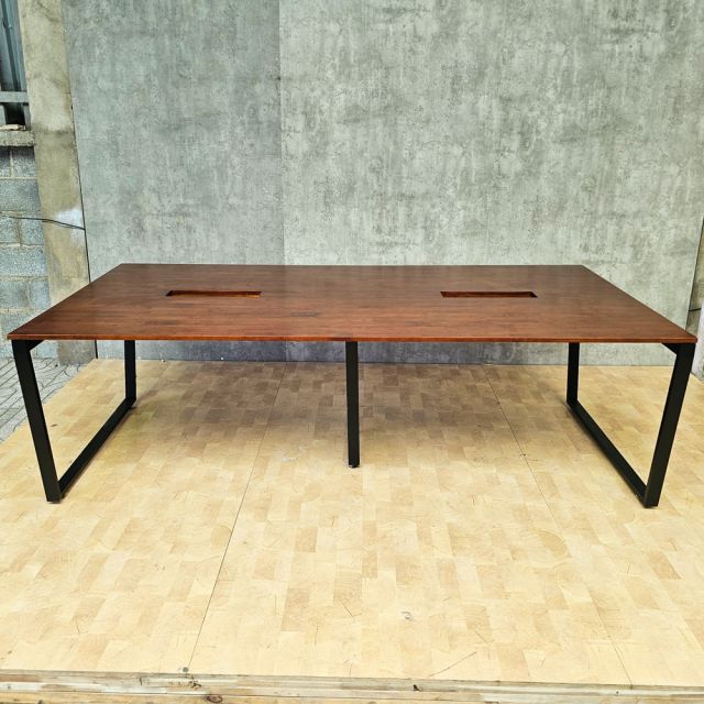 Bàn họp 240x120 Trapeze Concept HBTC012