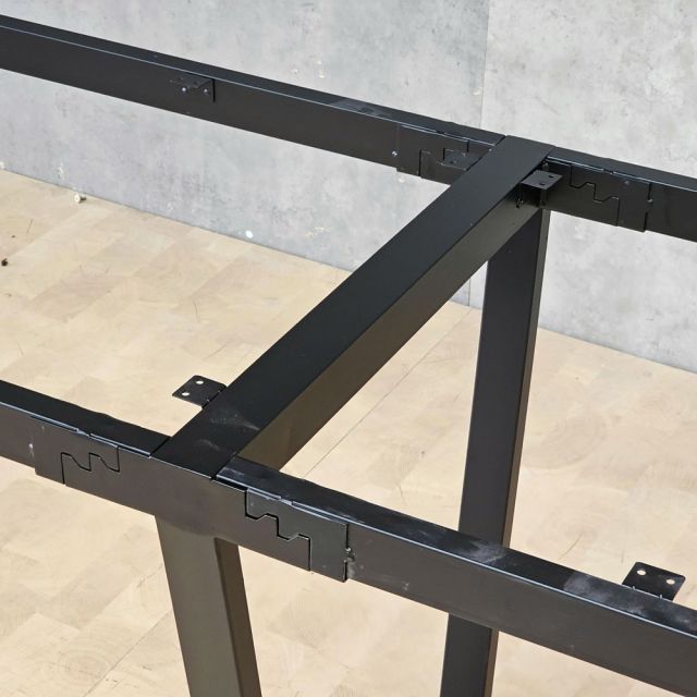 Chân bàn sắt hệ Trapez Concept 240x120cm lắp ráp HCTC011