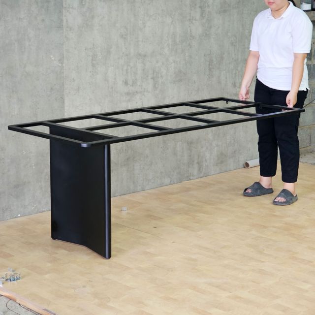 Chân bàn sắt gác tủ sơn tĩnh điện CHB68119
