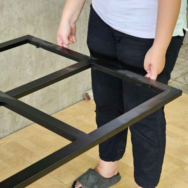 Chân bàn sắt gác tủ sơn tĩnh điện CHB68119