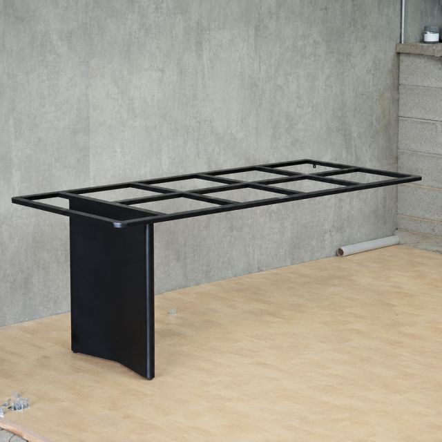 Chân bàn sắt gác tủ sơn tĩnh điện CHB68119