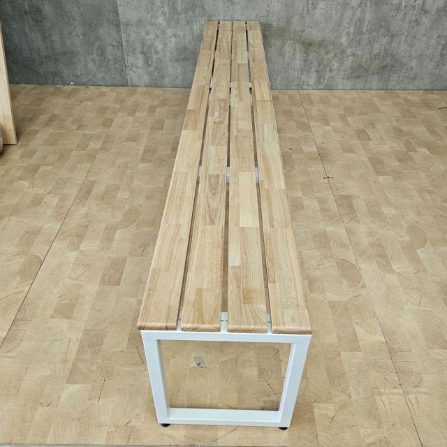 Ghế băng dài 240x35cm gỗ cao su chân sắt GBD076