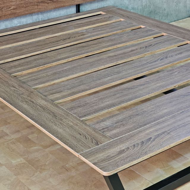 Giường cho nệm 160x200cm gỗ plywood chân sắt GN68072