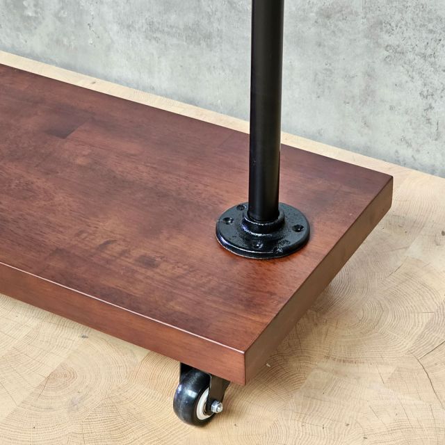 Giá Treo Quần Áo Bằng Ống Nước Có Bánh Xe GQA68010