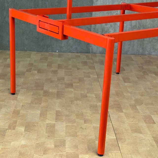 Chân sắt lắp ráp cho bàn họp 120x240cm hệ OMA II sơn tĩnh điện HCOM220