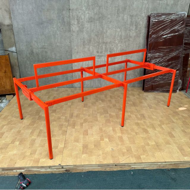 Chân sắt lắp ráp cho bàn họp 120x240cm hệ OMA II sơn tĩnh điện HCOM220