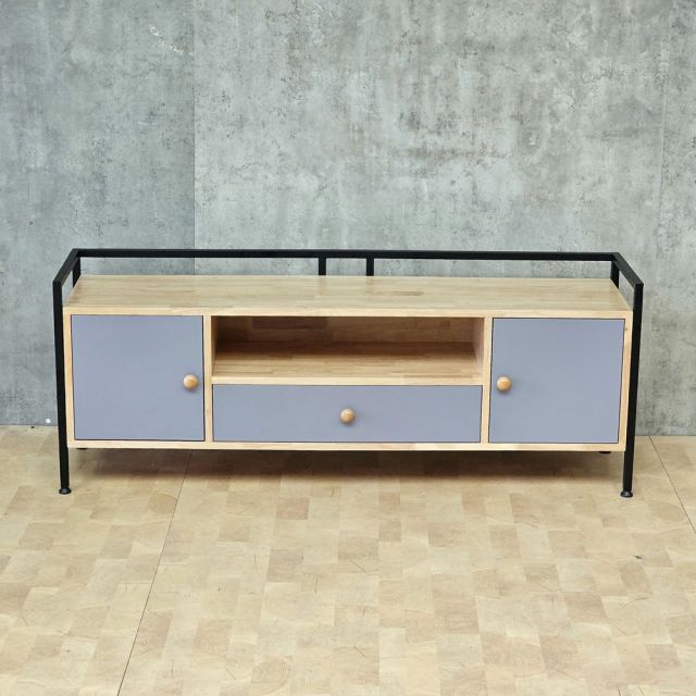Kệ tivi hiện đại ALAN 140cm gỗ cao su khung sắt KTV68081