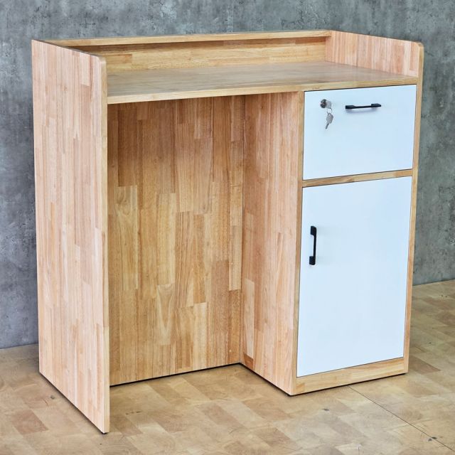 Quầy tính tiền có kệ trưng bày gỗ cao su BLT68033