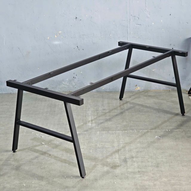 Chân bàn sắt hệ AConcept 160x80 lắp ráp