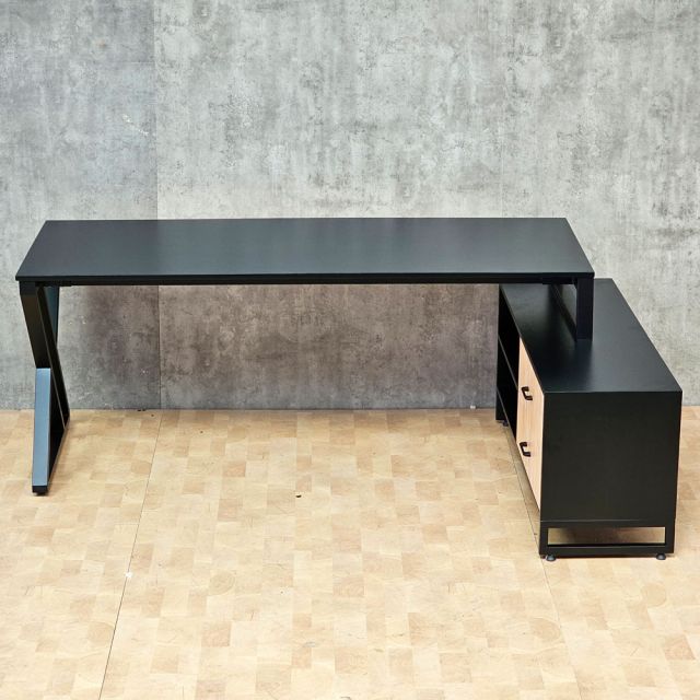 Bàn gác tủ 180x120cm gỗ cao su chân chữ X BD68193