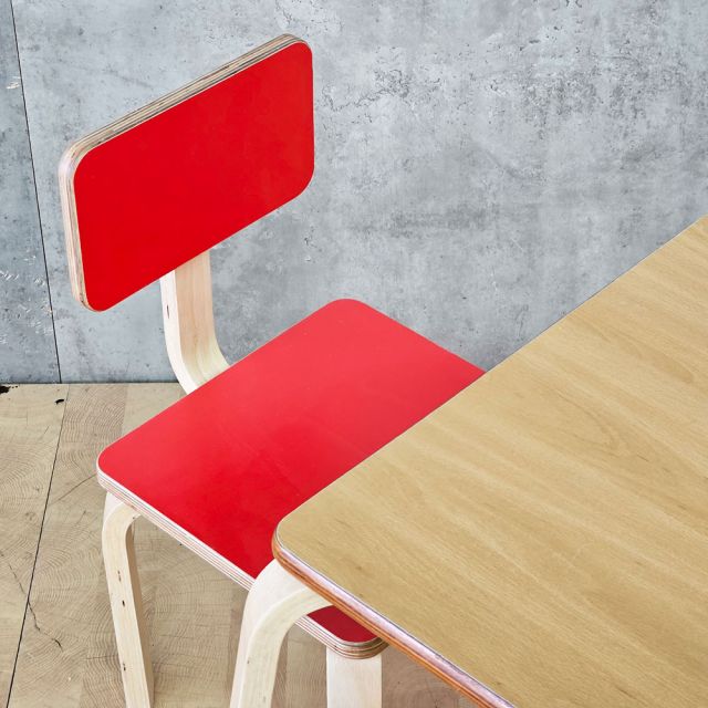 Bộ bàn ghế mầm non gỗ plywood KGD054