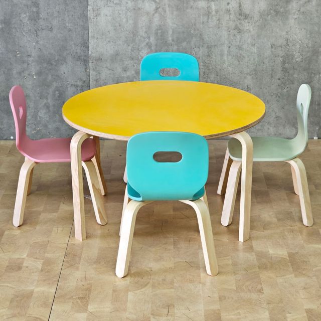 Bộ bàn ghế mầm non gỗ plywood nhiều màu KGD049