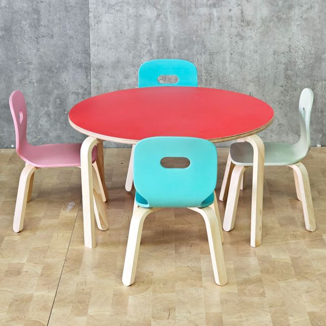 Bộ bàn ghế mầm non gỗ plywood nhiều màu KGD049