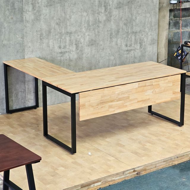Bàn góc chữ L 170x180cm gỗ cao su hệ Rectang HBRT139