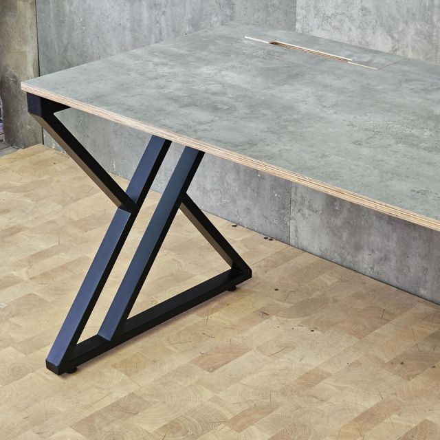 Bàn làm việc có hộp điện 160x70cm gỗ plywood ZD043