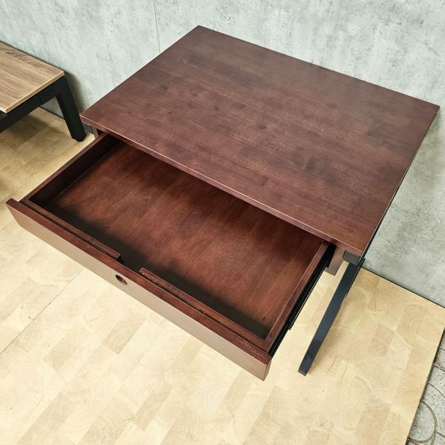 Bàn làm việc nhỏ 80x50cm có hộc kéo chân sắt chữ Z BD68112