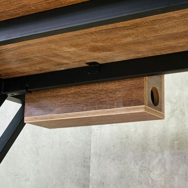 Bàn làm việc có hộp điện 160x70cm gỗ plywood ZD043