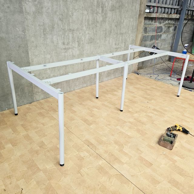 Chân sắt lắp ráp cho bàn họp 240x120cm hệ OMA II sơn tĩnh điện HCOM209