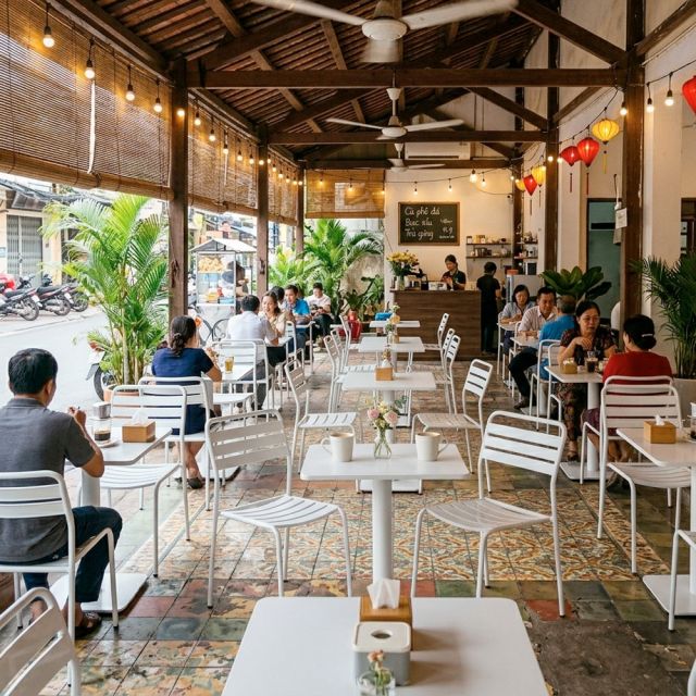 Combo bàn cafe vuông và 2 ghế sắt CBCF360