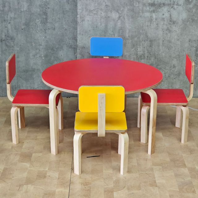 Bộ bàn ghế mầm non gỗ plywood nhiều màu KGD048