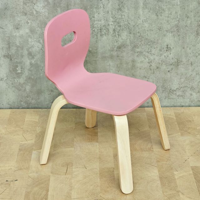 Ghế mầm non uốn cong gỗ plywood GTE011