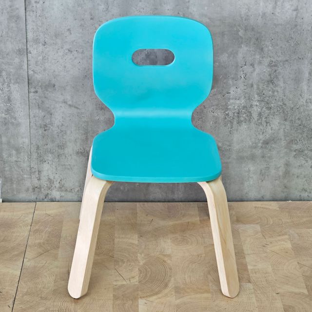 Ghế mầm non uốn cong gỗ plywood GTE011
