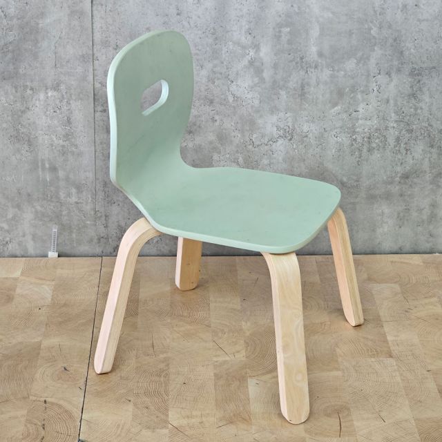 Bộ bàn ghế mầm non gỗ plywood KGD053