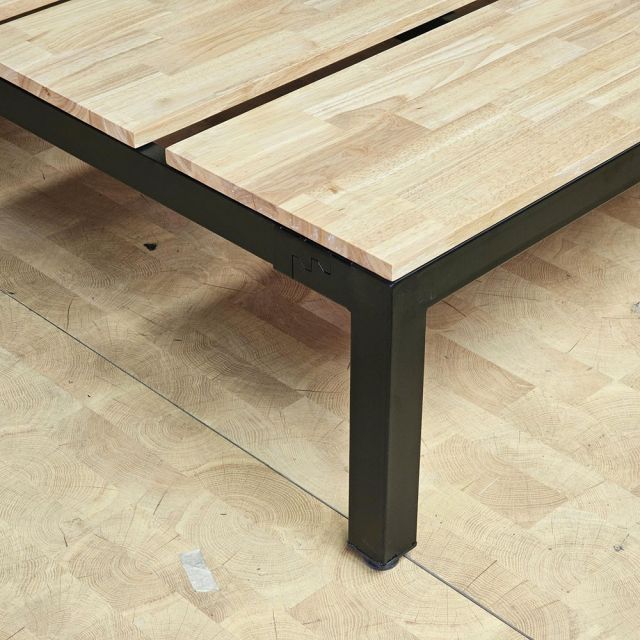Giường ngủ lắp ráp 140x200x34cm gỗ cao su GN68076