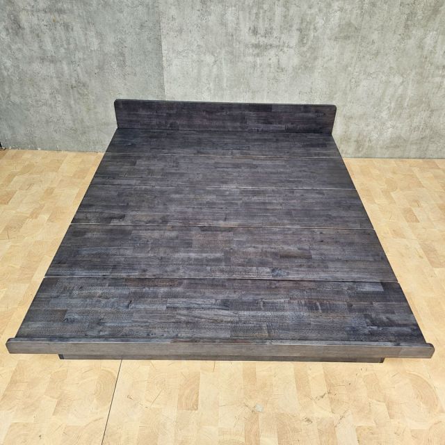Giường ngủ 150x180cm gỗ cao su GN68075